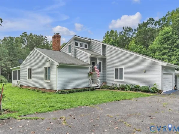 4037 Quinton Rd, Quinton, VA 23141
