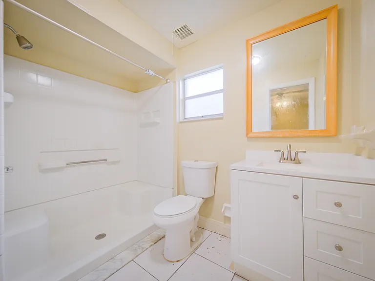 179 Hurwood Ave — Photo 14
