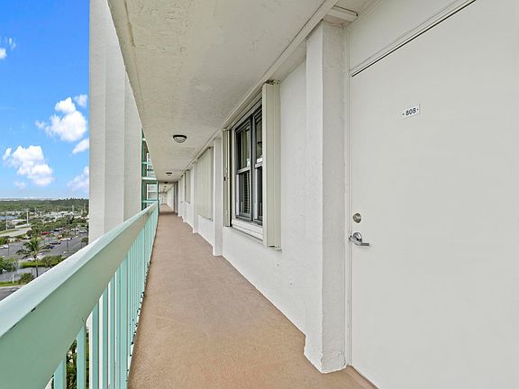 4th image of 9940 S Ocean Drive #808
