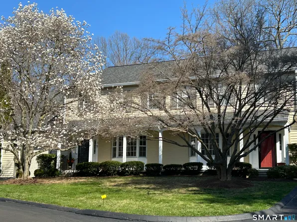 15 Cambridge Drive #15, Madison, CT 06443