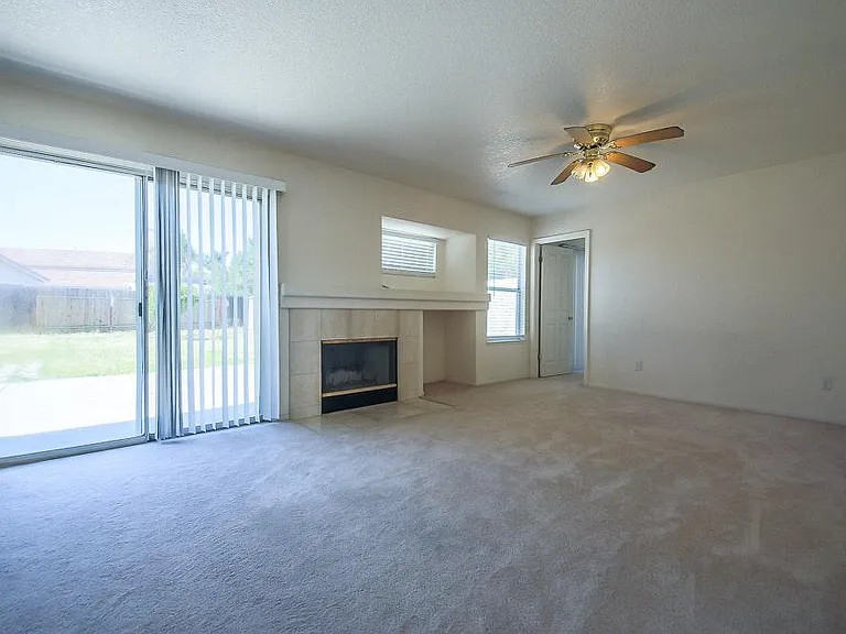 2193 Misquez Ln — Photo 11