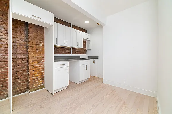 Rented by REAL New York | media 5