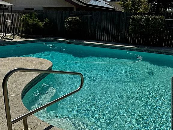 3rd image of 3005 Summer Creek Ct