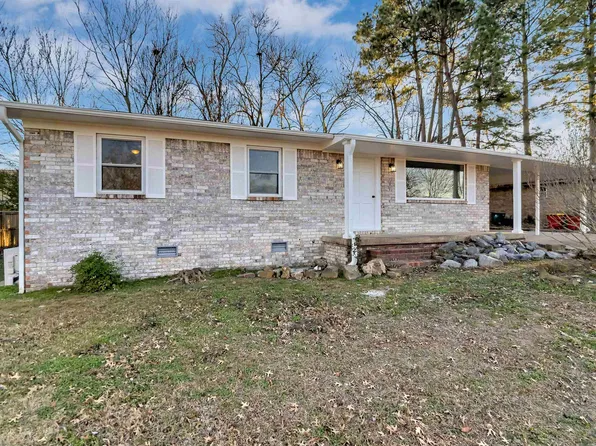 104 Arthur St, Morrilton, AR 72110