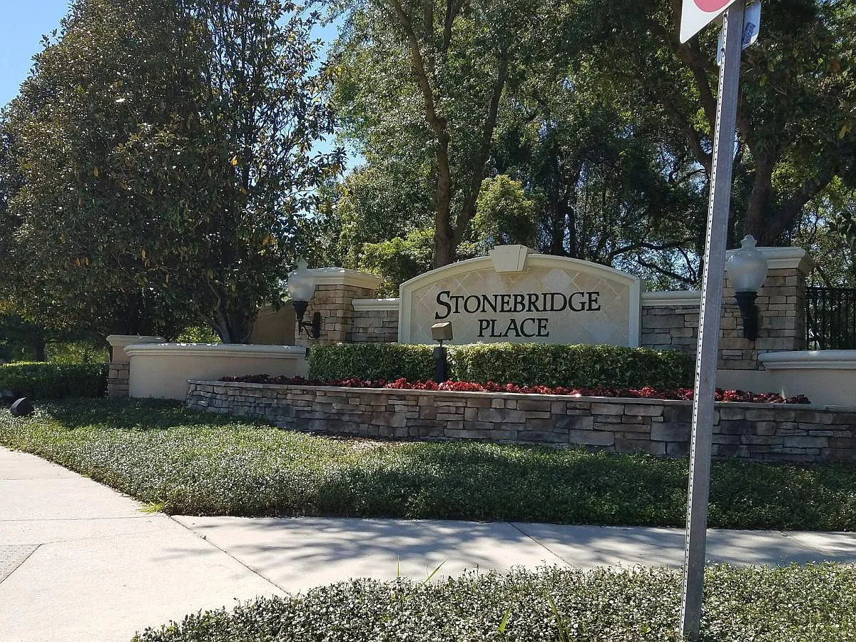 2 bed, 2.5 bath, 1546 sqft, $2,000 — Photo 2