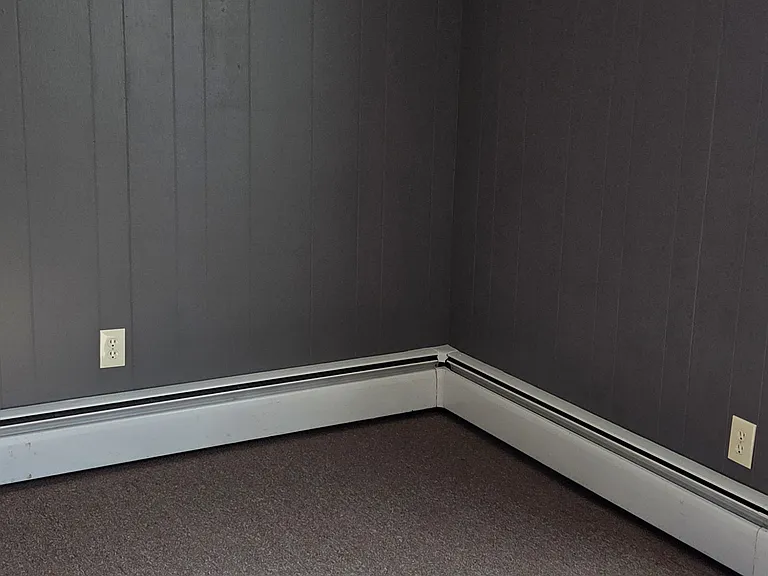 91 Cote Ave — Photo 4