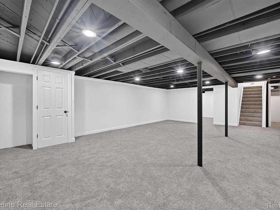 32453 Hiveley St, photo 22