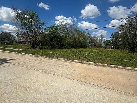 5th image of 0 Glengarry Rd