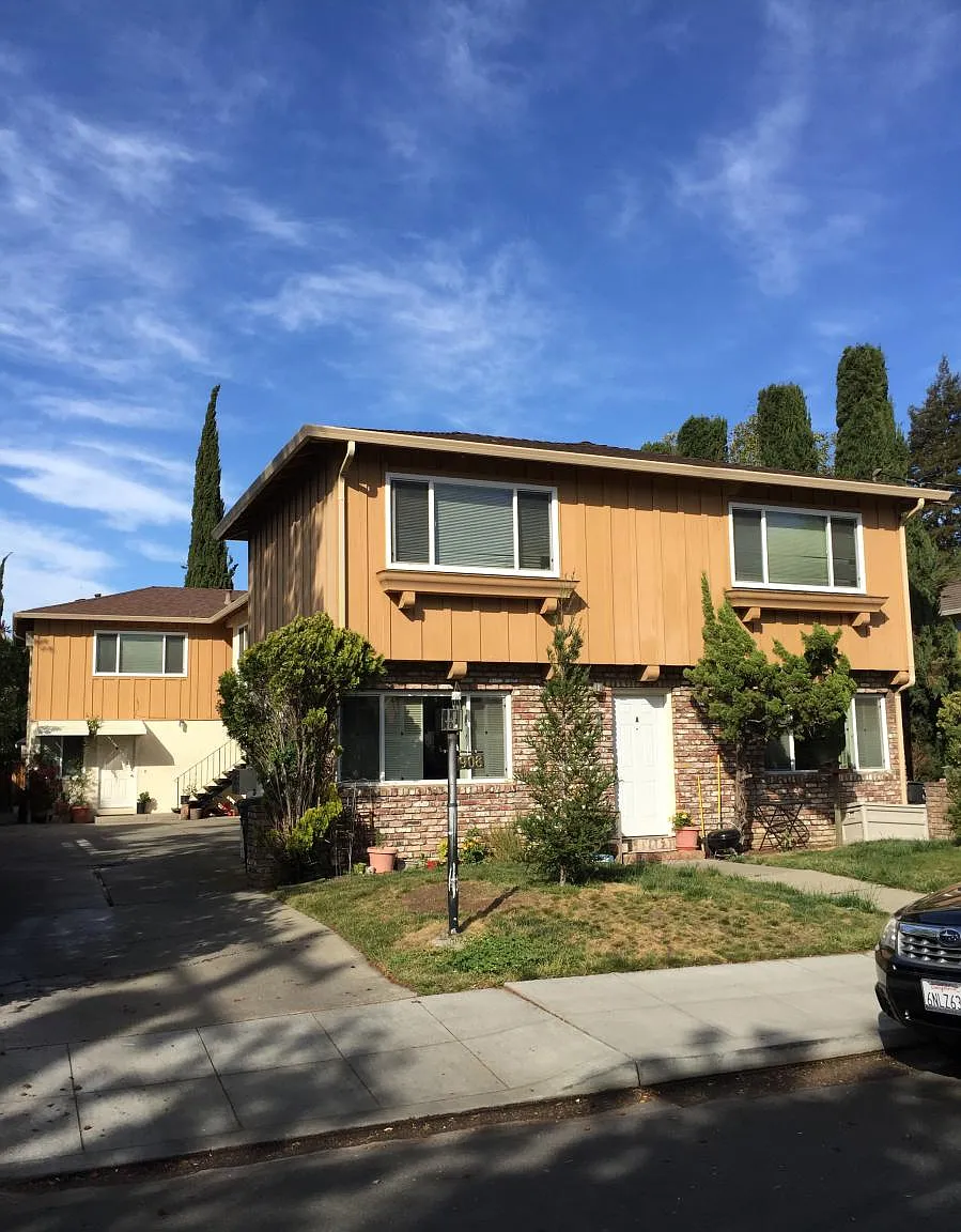 908 Arbor Road — Photo 1