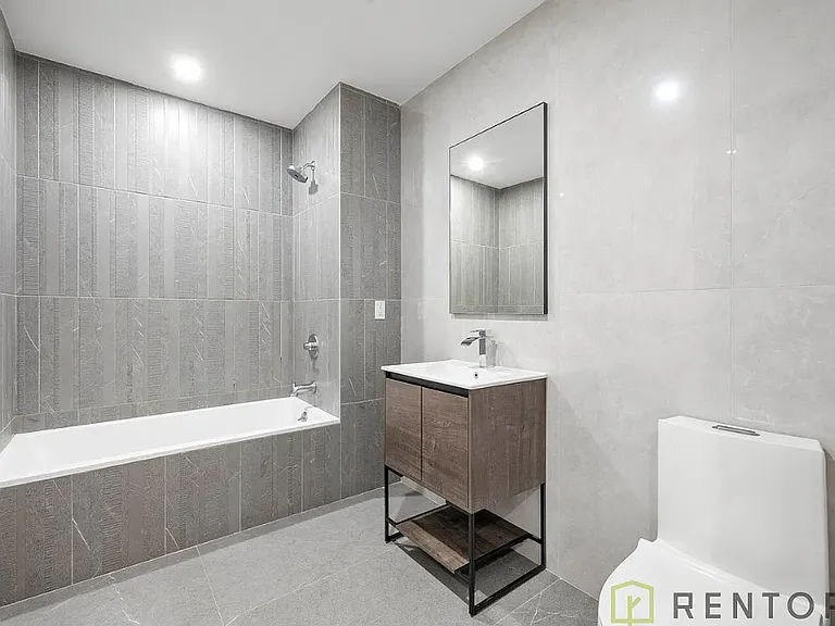 319 Lenox Rd #3C — Photo 10