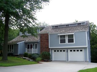 6716 N Camden Ct, Kansas City, MO 64151