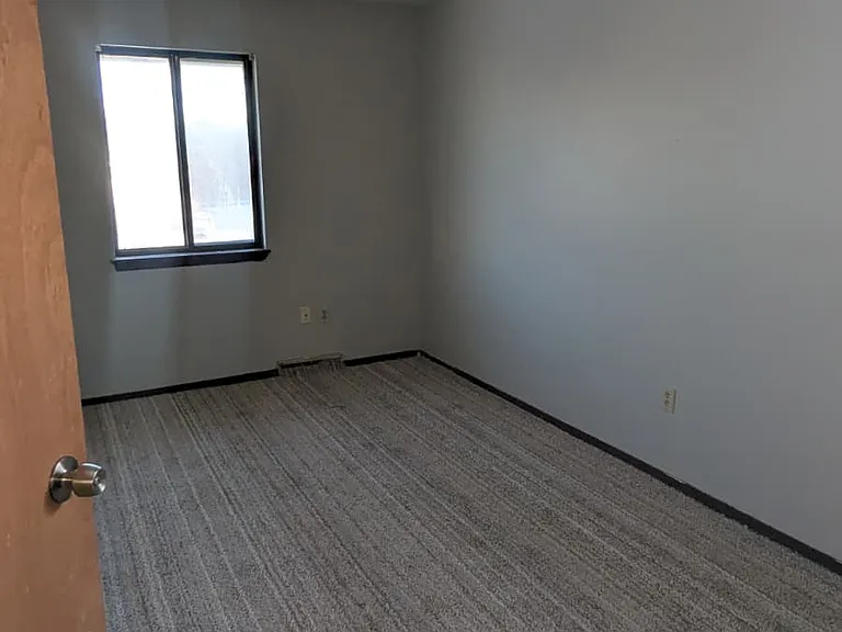 8545 W Greenbrook Dr #4 — Photo 4