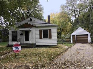 1000 24th Ave, Rock Island, IL