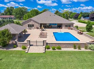 6209 S Woodlawn Rd, Creston, IL 60113