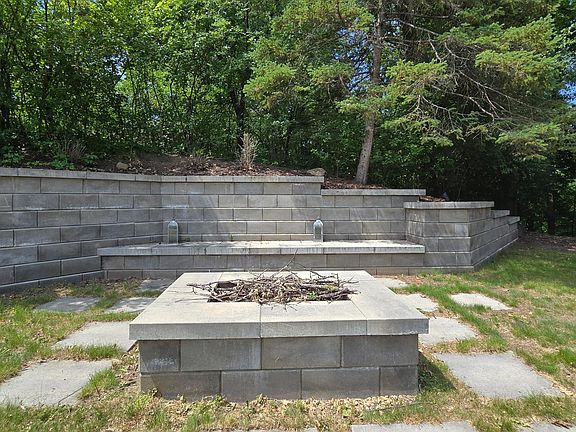 5th image of 14717 Minnehaha Pl