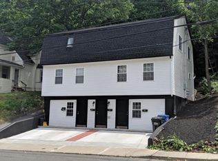 226 Crown St #D, Meriden, CT 06450