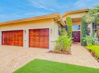 5015 Stillwater Ter, Fort Lauderdale, FL 33330