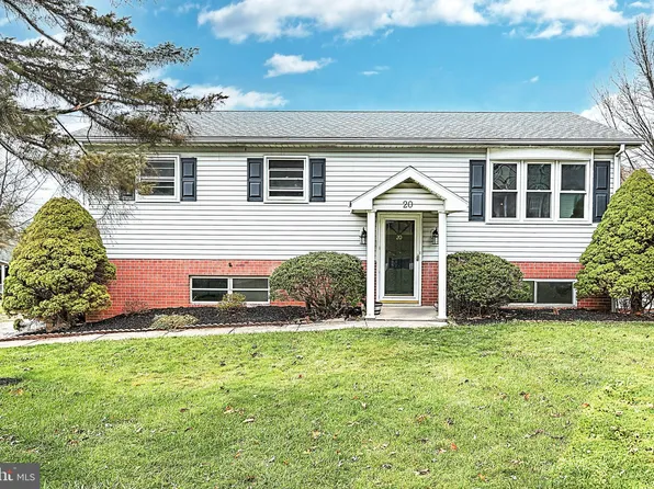 20 Belmar Dr, Dallastown, PA 17313