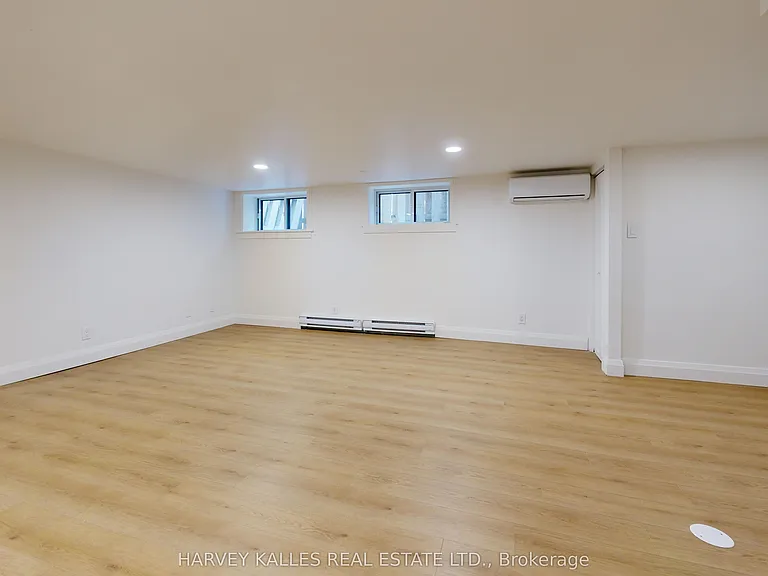 1216 Avenue Rd #3 — Photo 7