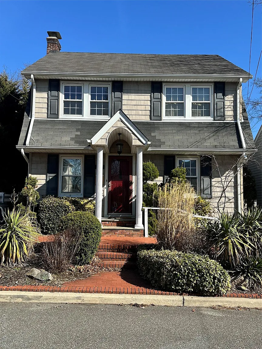 122 Finucane Place photo 1