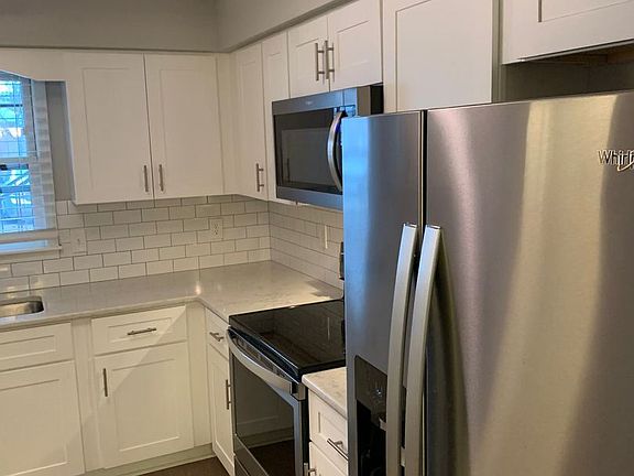 5th image of 336 Westfield Dr