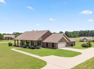 4801 Bridle View Ct, Athens, TX 75752
