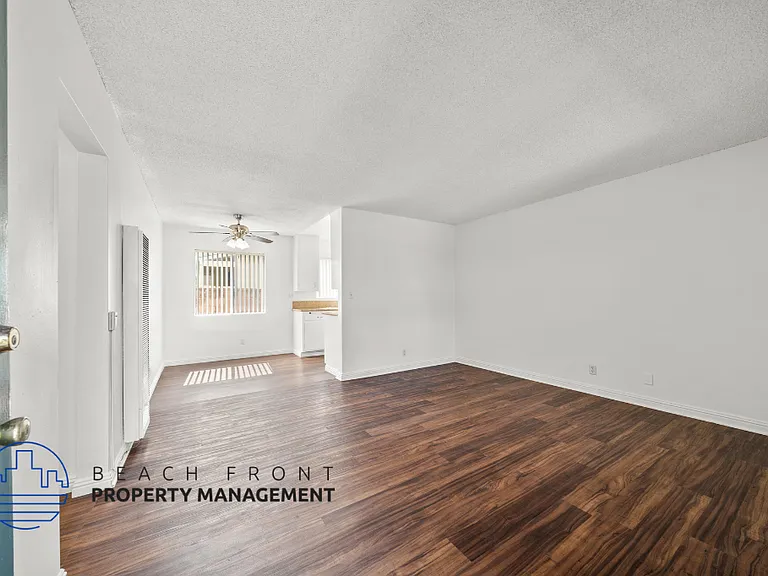 2700 Aviation Blvd #2704 — Photo 7