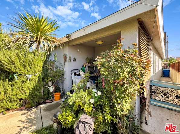 13258 Filmore St, Pacoima, CA 91331