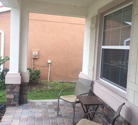 4th image of 2808 Esmeralda Dr