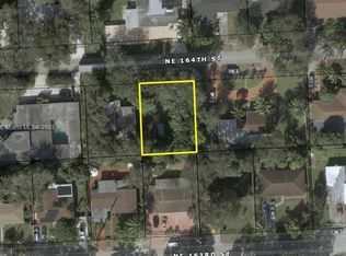 NE 164th St, Miami, FL 33162