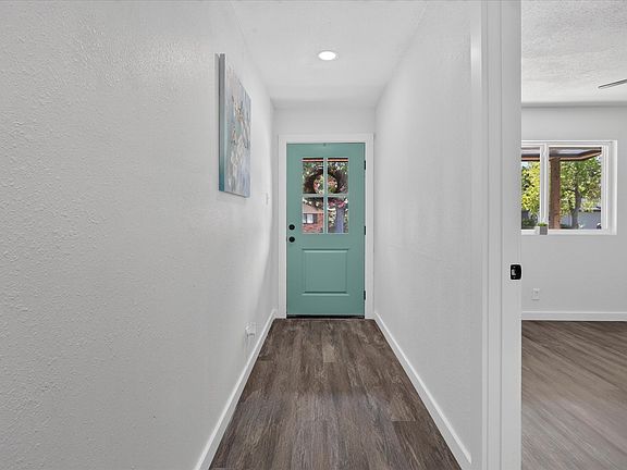 3rd image of 1008 Marlene Dr