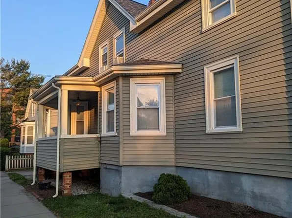 12 Mill St, Warren, RI 02885