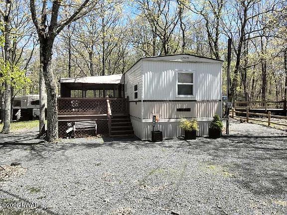 2nd image of 120 Forest Glen Dr