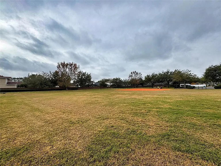 9018 Verona Sound Way — Photo 46