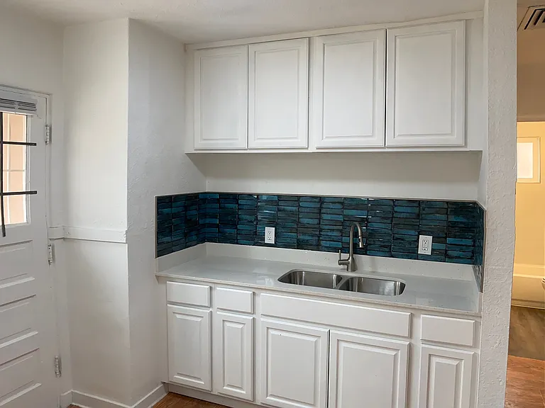316 Maple St SE #316 — Photo 5