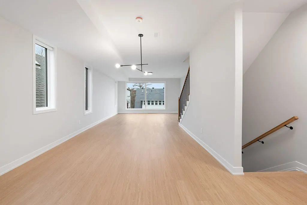 49 Grosvenor — Photo 3