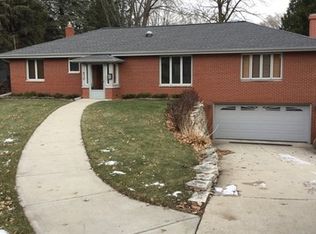 958 14th Ave, Grafton, WI 53024