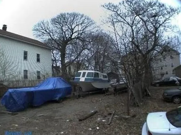 125 W Park St, Providence, RI 02908