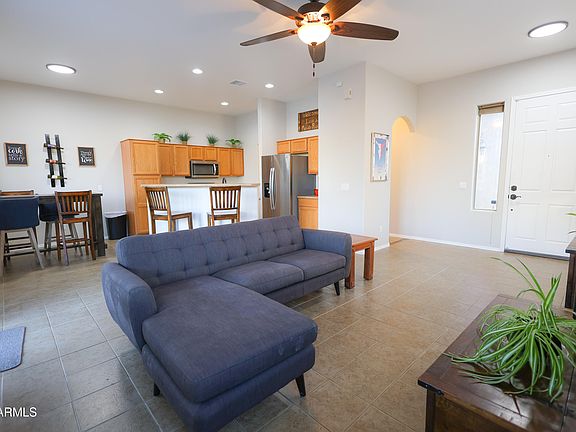 4th image of 596 S Rowdy Ranch Road