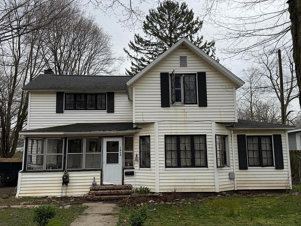 1st image of 1014 7th St