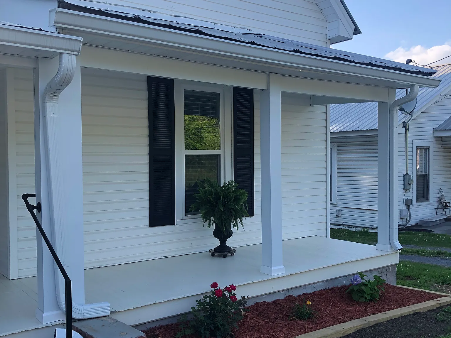 2 bed, 1400 sqft, $1,600 — Photo 3