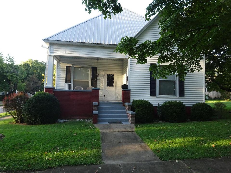 1st image of 224 W Walnut St