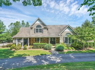 3 Shenandoah Ct, Washington Twp., NJ 07853