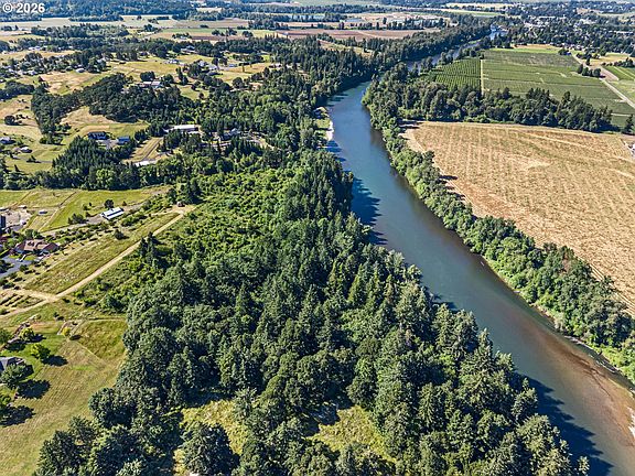 2nd image of Santiam Way NE