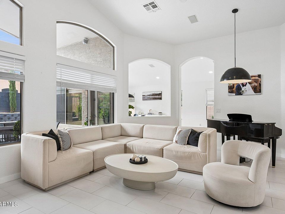 1st image of 43520 W SUNLAND Drive