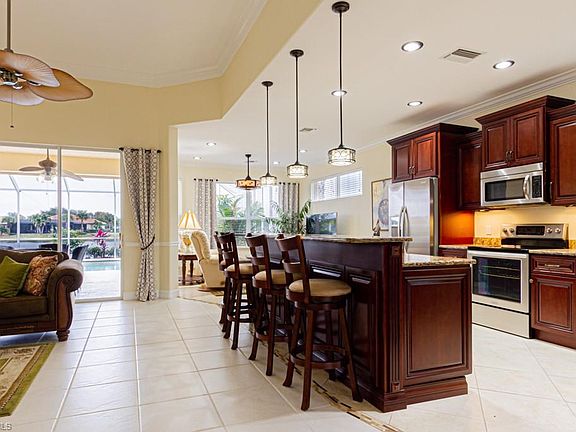 5th image of 10533 Bella Vista Dr