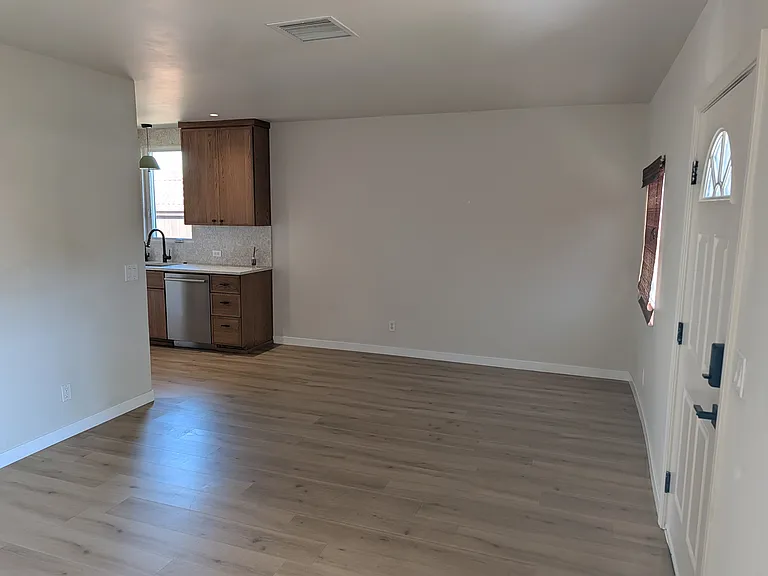3370 Madison Ave — Photo 6
