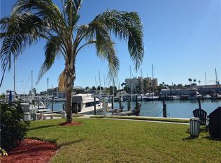 171 Medallion Blvd APT C, Madeira Beach, FL 33708