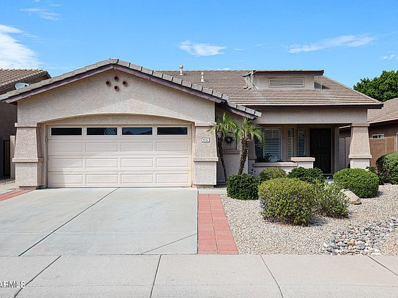 3rd image of 8142 W HARMONY Lane