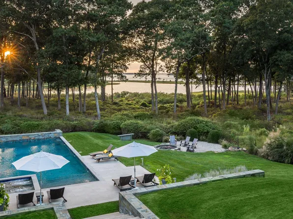 27 Ezekills Holw, Sag Harbor, NY 11963